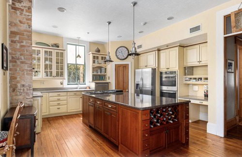 Gainesville House | GNV Downtown Estate- Sleeps 16 - Groups & Events