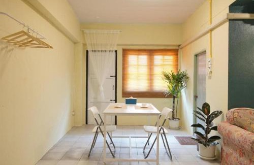 Wang Burapha Phirom Apartment | GO INN The Grand Palace โกอินน์ พระบรมมหาราชวัง MRT สามยอด