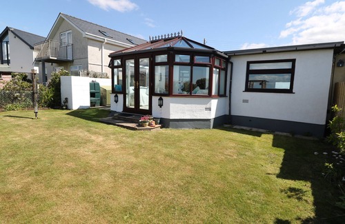 Llandanwg Cottage | Goetra