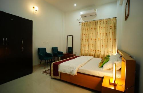 Sarnath Apartment | Gokul dham home stay