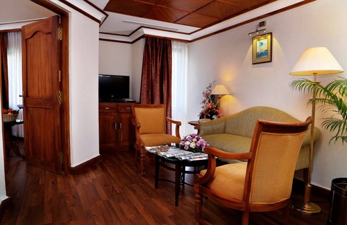 Kaloor Hotel | Gokulam Park