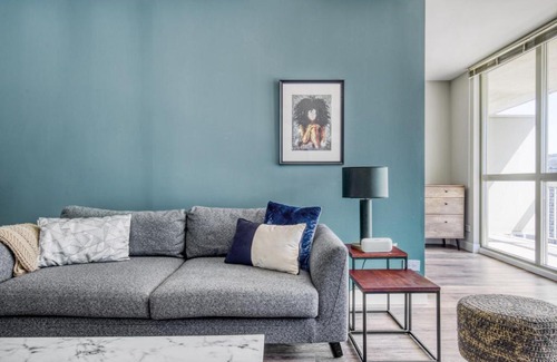 Rush and Division Apartment | Gold Coast 1BR w Gym Terrace nr Lake the L CHI-64
