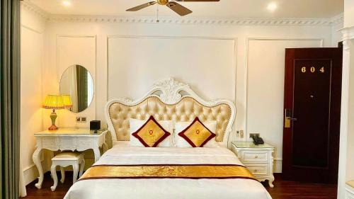 Tu Son Hotel | Gold Hotel Luxury - Tu Son