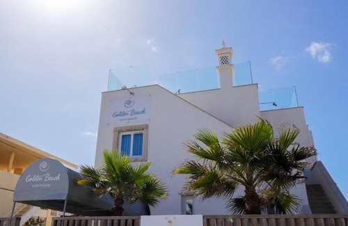 Praia de Faro House | Golden Beach Guest House & Rooftop Bar