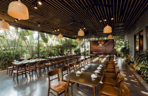 Co To Hotel | Golden Coto Hotel