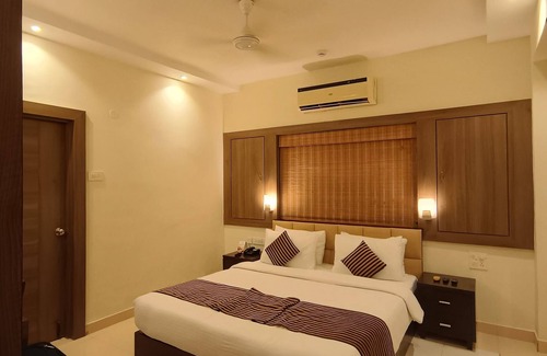 Vainguinim Hotel | Golden Landmark Green Valley Beach Resort