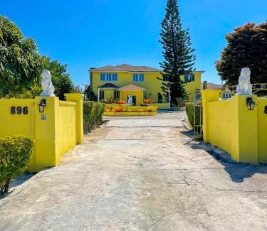 Westwind Bed & Breakfast | Golden Palms House