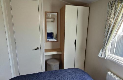 Kinmel Bay House | Golden Sands 3-Bed Caravan Parking & Pet Friendly
