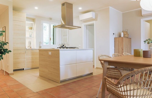 Menaggio Apartment | Golden View