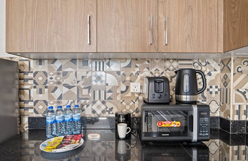 Jumeirah Village Triangle Apartment | Golden Wood Views