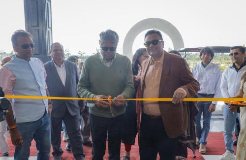 Sanwer Hotel | Golden Yug Resort by SS