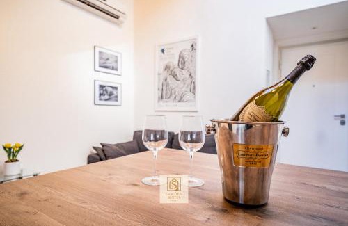 Trento Apartment | GoldenSuitesItaly I Trento Duomo Suite 1