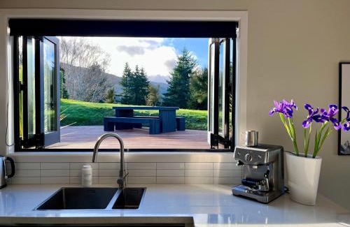 Dunedin House | Golfer's Nest, Dunedin