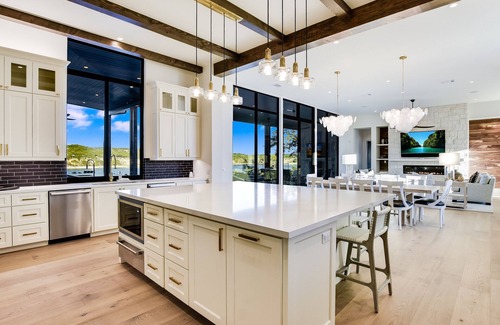 Lakecliff On Lake Travis House | Good Living at Lake Travis