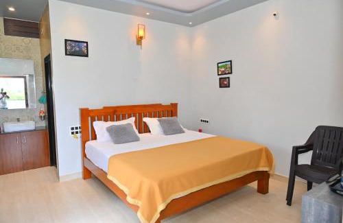 Kamalapur Bed & Breakfast | Gopi Abode Hampi