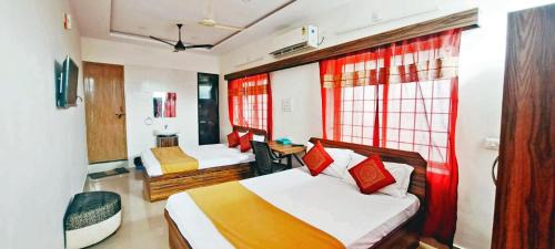 Surathkal Hotel | Gopi Residency