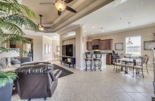 The Plantation Somerset Condo | Gorgeous 3 Bedroom Condo in Fort Myers, Florida