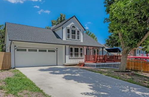 Northwest Colorado Springs House | Gorgeous 3BR Home between Garden of the Gods & the USAFA
