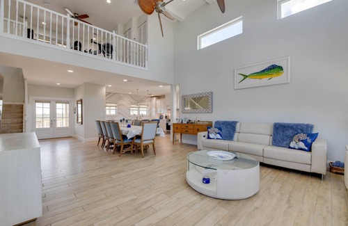 Ramrod Key House | Gorgeous 4 bedroom 5 bath pool home with excellent boating