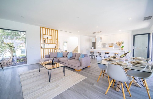 Belverde Villa | Gorgeous 8 People Modern Villa with Swimming Pool | 5 mins from Golf and Beaches