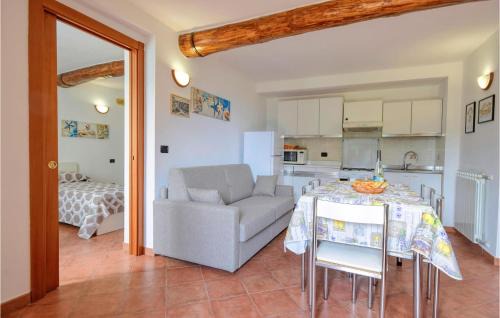 Semorile Apartment | Gorgeous Apartment In Zoagli With Wifi