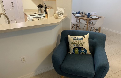 Tuscan Hills House | Gorgeous cozy and modern townhome just 10 miles from Disney on a quiet complex