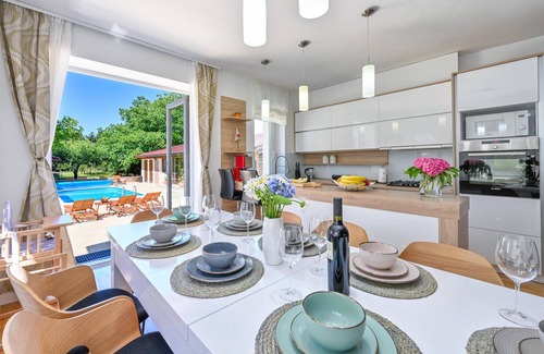 Bjelovar House | Gorgeous home in Bjelovar with sauna