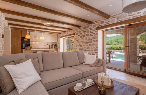 Businci House | Gorgeous home in Cera with WiFi