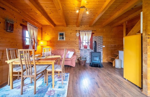 Licko Lesce House | Gorgeous home in Licko Lesce