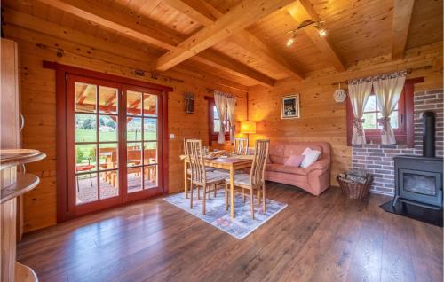 Licko Lesce House | Gorgeous Home In Licko Lesce