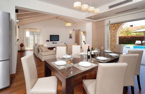 Labinci House | Gorgeous home in Porec