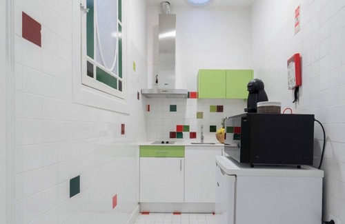 Lordelo do Ouro e Massarelos Apartment | Gorgeous Modern Flat w/Balcony | Ace Location