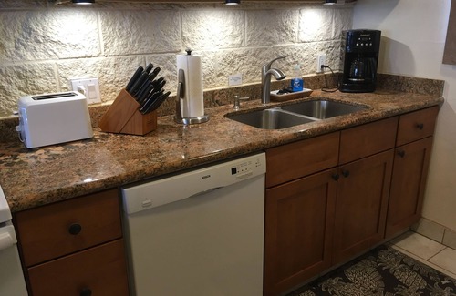 Maalaea Condo | Gorgeous Oceanfront Complex on Maui! Kanai A Nalu, with FREE parking!