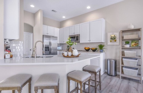 Deerwood House | Gorgeous Sunny Getaway Home