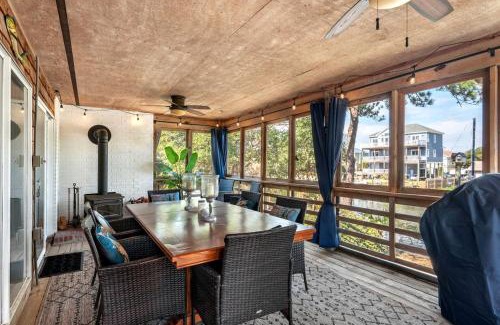 Brigands' Bay House | Gorgeous Waterfront Vacation Rental for an Unforgettable Family Getaway in Frisco, North Carolina