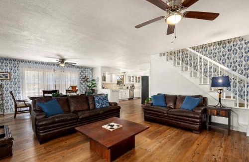 Brigands' Bay House | Gorgeous Waterfront Vacation Rental for an Unforgettable Family Getaway in Frisco, North Carolina