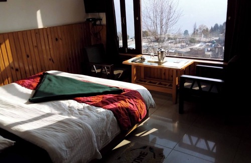 Munsyari Hotel | Goroomgo Bala Paradise Munsyari