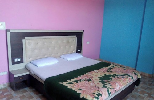 Jadrangal Hotel | Goroomgo Hotel Dolphin Dalhousie