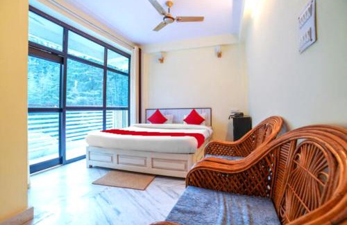 Lohaghat Hotel | Goroomgo Hotel Ganpati Lohaghat Excellent Customer Service - Parking Facilities - Best Seller