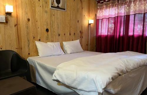 Naina Range Hotel | Goroomgo Peace Space Resort Nainital