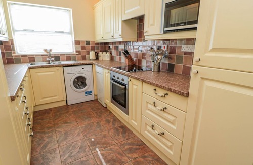 Falstone Cottage | GOWANLEA, pet friendly, character holiday cottage in Bellingham