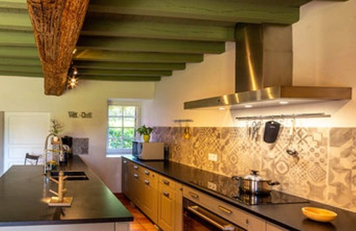 Saint-Christophe-du-Ligneron House | Grand Gite Nature, Idéal en Famille Entre Amis, 6 ch Piscine, Jardin, 12/14 p