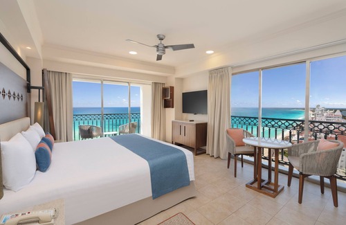 Zona Hotelera Resort | GR Solaris Cancun & Spa - All Inclusive