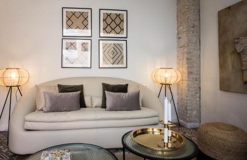 Quatre Carreres Apartment | Grabador Ciudad de las Artes y las Ciencias Mid-term