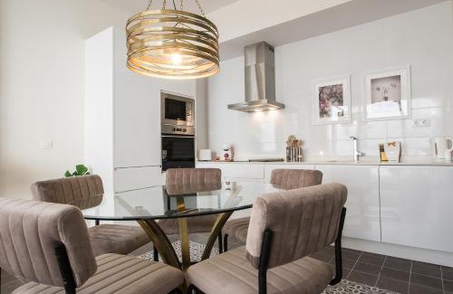 Quatre Carreres Apartment | Grabador Ciudad de las Artes y las Ciencias Mid-term