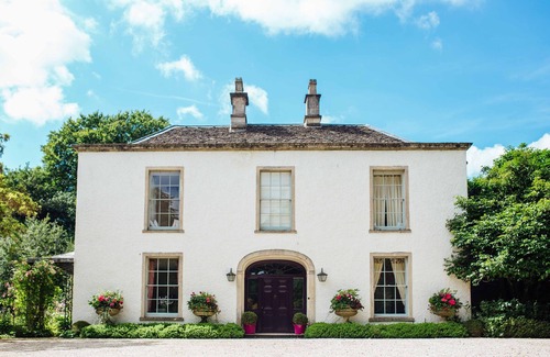 Kingscote House | Grade II Listed Regency House
