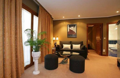 Meruja Hotel | Gran Hotel Rural Cela