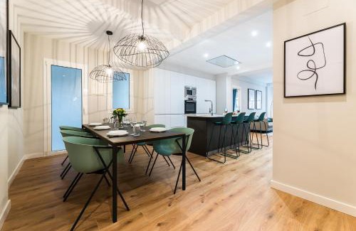 Gros Apartment | GRAN VIA by SWEET HOME SAN SEBASTIAN