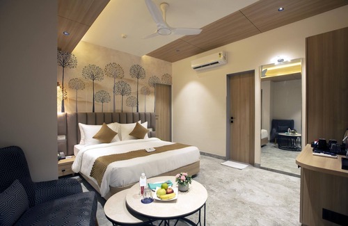 Dwarka Hotel | Grand Continent Dwarka