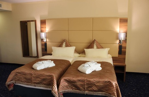 Gutleutviertel Hotel | Grand Hotel Empire Frankfurt